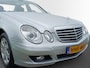 Mercedes-Benz E-klasse 200 K. Classic /Blijvend Youngtimer!/Dealer onderh./Schuifdak/Cruise/Xenon/