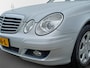 Mercedes-Benz E-klasse 200 K. Classic /Blijvend Youngtimer!/Dealer onderh./Schuifdak/Cruise/Xenon/