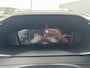 Peugeot 208 Hybrid 100 e-DCS6 Allure LED | 16" Lichtmetaal | Parkeersensoren Rondom | Carplay | Climate Control | Getinte ruiten. | Achterspoiler | Apple Carplay/Android Auto|telefoonintegratie premium | Armsteun voor