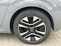 Peugeot 208 Hybrid 100 e-DCS6 Allure LED | 16" Lichtmetaal | Parkeersensoren Rondom | Carplay | Climate Control | Getinte ruiten. | Achterspoiler | Apple Carplay/Android Auto|telefoonintegratie premium | Armsteun voor