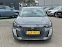 Peugeot 208 Hybrid 100 e-DCS6 Allure LED | 16" Lichtmetaal | Parkeersensoren Rondom | Carplay | Climate Control | Getinte ruiten. | Achterspoiler | Apple Carplay/Android Auto|telefoonintegratie premium | Armsteun voor