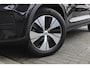 Volvo XC40 T4 211PK Automaat Plug-in hybrid Plus Bright | Trekhaak | El. Stoelen | Pilot Assist | Verw. Voorstoelen | BLIS | H&K Audio |