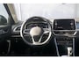 Volkswagen T-Roc 1.0 TSI 110pk Style | Achteruitrijcamera | Navigatie | Stoelverwarming | Climatronic