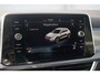 Volkswagen T-Roc 1.0 TSI 110pk Style | Achteruitrijcamera | Navigatie | Stoelverwarming | Climatronic