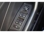 Volkswagen T-Roc 1.0 TSI 110pk Style | Achteruitrijcamera | Navigatie | Stoelverwarming | Climatronic