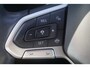 Volkswagen T-Roc 1.0 TSI 110pk Style | Achteruitrijcamera | Navigatie | Stoelverwarming | Climatronic