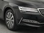 Skoda Superb Combi 1.4 TSI iV Business Edition 218 pk DSG | LED Matrix | Trekhaak | Navigatie | Stoelverwarming V+A | Camera | DAB+ | Lichtmetalen velgen |