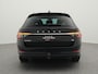Skoda Superb Combi 1.4 TSI iV Business Edition 218 pk DSG | LED Matrix | Trekhaak | Navigatie | Stoelverwarming V+A | Camera | DAB+ | Lichtmetalen velgen |
