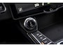 Lynk & Co 01 1.5 | Trekhaak | All Season banden | Adaptieve Cruise Control | Stoelverwarming | Schuif/kanteldak | Elektr. bestuurdersstoel | Parkeercamera |