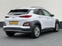 Hyundai Kona Electric EV Fashion 64 kWh 3-Fase | SOH 100% | Navigatie | Adaptive cruise | Krell audio