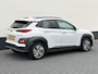 Hyundai Kona Electric EV Fashion 64 kWh 3-Fase | SOH 100% | Navigatie | Adaptive cruise | Krell audio