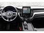Volvo XC60 2.0 T6 Plug-in Hybrid AWD Ultra Black Edition | PHEV Long Range | Trekhaak | Luchtvering | Harman Kardon Audio | Head-up Display | 360 Graden Camera | Keyless Entry | Elektrische Achterklep | Elektrisch Verstelbare Voorstoelen | Stoelverwarming voor en achter | Cruise Control Adaptief | BLIS | Google Navigatie | Apple Carplay | Android Auto | Lichtmetalen Velgen 21 inch