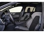 Volvo V60 T6 Recharge AWD Plus Dark - Panorama/schuifdak - IntelliSafe Assist & Surround - 360º Camera - Harman/Kardon audio - Verwarmde voorstoelen, stuur & achterbank - Parkeersensoren voor & achter - Elektr. bedienb. voorstoelen met geheugen - Head up display - Extra getint glas - 19' LMV