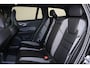 Volvo V60 T6 Recharge AWD Plus Dark - Panorama/schuifdak - IntelliSafe Assist & Surround - 360º Camera - Harman/Kardon audio - Verwarmde voorstoelen, stuur & achterbank - Parkeersensoren voor & achter - Elektr. bedienb. voorstoelen met geheugen - Head up display - Extra getint glas - 19' LMV