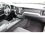Volvo V60 B3 164PK Automaat Core | Camera | Verw. Stoel- & stuurwiel | Pilot Assist | BLIS | DAB Audio |