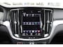 Volvo V60 B3 164PK Automaat Core | Camera | Verw. Stoel- & stuurwiel | Pilot Assist | BLIS | DAB Audio |