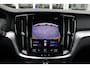 Volvo V60 B3 164PK Automaat Core | Camera | Verw. Stoel- & stuurwiel | Pilot Assist | BLIS | DAB Audio |