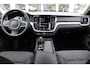 Volvo V60 B3 164PK Automaat Core | Camera | Verw. Stoel- & stuurwiel | Pilot Assist | BLIS | DAB Audio |