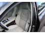 Volvo V60 T6 Recharge AWD Inscription | H&K audio | Camera achter | Climate | Memory seat | verwarmd stuurwiel/voorstoelen |