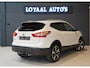 Nissan Qashqai 1.2 Connect Edition | PANODAK | TREKHAAK | CRUISE | ACHTERUITRIJC. | PDC | NAVI | AIRCO | START/STOP KNOP | APK