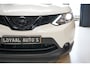 Nissan Qashqai 1.2 Connect Edition | PANODAK | TREKHAAK | CRUISE | ACHTERUITRIJC. | PDC | NAVI | AIRCO | START/STOP KNOP | APK
