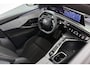 Peugeot 3008 1.6 plug-in Hybrid 195 GT Exclusive Pano Trekhaak Stoelverwarming 360 Camera