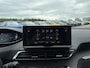 Peugeot 5008 1.2 Hybrid 136 GT | 7 Persoons | Adaptive Cruise Control | Elektrische Stoelen | Camera | Stoel/Stuurverwarming | Navigatie | Schuif/Kanteldak