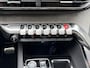 Peugeot 5008 1.2 Hybrid 136 GT | 7 Persoons | Adaptive Cruise Control | Elektrische Stoelen | Camera | Stoel/Stuurverwarming | Navigatie | Schuif/Kanteldak