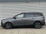 Peugeot 5008 1.2 Hybrid 136 GT | 7 Persoons | Adaptive Cruise Control | Elektrische Stoelen | Camera | Stoel/Stuurverwarming | Navigatie | Schuif/Kanteldak