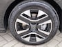 Peugeot 208 ALLURE Hybrid 110 e-DCS6 | 8 JAAR GARANTIE | CAMERA VOOR + ACHTER | NAVI | LED | DRAADLOOS CARPLAY |