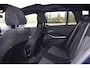 BMW 3-Serie Touring 330e | 25MY | LCI FACELIFT | BTW-AUTO | ELEK. HAAK | HEAD UP | HARMAN & KARDON | SFEERVERLICHTING | 360 CAMERA | MEMORY SEATS | PANO |