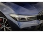 BMW 3-Serie Touring 330e | 25MY | LCI FACELIFT | BTW-AUTO | ELEK. HAAK | HEAD UP | HARMAN & KARDON | SFEERVERLICHTING | 360 CAMERA | MEMORY SEATS | PANO |