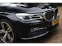 BMW 7-Serie 740i High Executive Aut. | 4-Wielbesturing | Adaptieve Cruise | Dodehoekbewaking | Luchtvering | Trekhaak | Historie |