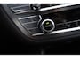 BMW 7-Serie 740i High Executive Aut. | 4-Wielbesturing | Adaptieve Cruise | Dodehoekbewaking | Luchtvering | Trekhaak | Historie |