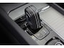 Volvo XC60 2.0 T6 Plug-in hybrid AWD R-Design Pano Trekhaak Harman Kardon Stoelverwarming 21"
