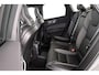 Volvo XC60 2.0 T6 Plug-in hybrid AWD R-Design Pano Trekhaak Harman Kardon Stoelverwarming 21"
