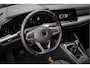 Volkswagen Golf 1.5 TSI Life , Adaptive cruise control, Sfeerverlichting, Navigatie,
