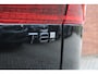 Volvo XC60 T8 Plug-in hybrid AWD Ultra Black Edition | Eerste registratie sept. 2026 | Luchtvering | Bowers & Wilkins | Panoramisch-/ schuifkanteldak | Geventileerde voorstoelen | Massagefunctie voorstoelen | 22 inch. lichtmetalen velgen | Extra getint glas | 360 graden camera | Elektrische voorstoelen met geheugenfunctie | Head-up display | Stoel-/stuurwielverwarming | Verwarmde achterbank | Adaptieve cruise control | BLIS
