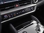 Kia Sportage 1.6 T-GDi Hybrid DynamicPlusLine Automaat (PANORAMADAK, STOEL/STUURVERWARMING, APPLE CARPLAY, GROOT NAVI, ADAPTIVE CRUISE, LEDER, GETINT GLAS, SPORTSTOELEN, KEYLESS, SFEERVERLICHTING, NIEUWSTAAT)