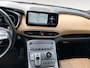 Hyundai Santa Fe 1.6 T-GDI HEV Premium Plus Sky 7p. | Zeer netjes | Vol opties! | Trekhaak | Incl. 12 maanden garantie, APK, Onderhoudsbeurt etc. Premiumpakket gratis! |