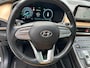 Hyundai Santa Fe 1.6 T-GDI HEV Premium Plus Sky 7p. | Zeer netjes | Vol opties! | Trekhaak | Incl. 12 maanden garantie, APK, Onderhoudsbeurt etc. Premiumpakket gratis! |