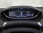 Peugeot 5008 1.2 PureTech GT-Line 7 Persoons (PANORAMADAK, APPLE CARPLAY, LEDER, STOELVERWARMING, 360 CAMERA, DRIVE SELECT, KEYLESS, GETINT GLAS, NIEUWSTAAT)