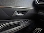 Peugeot 5008 1.2 PureTech GT-Line 7 Persoons (PANORAMADAK, APPLE CARPLAY, LEDER, STOELVERWARMING, 360 CAMERA, DRIVE SELECT, KEYLESS, GETINT GLAS, NIEUWSTAAT)