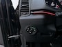 Skoda Karoq 1.5 TSI DSG ACT Sportline Business Panoramadak Trekhaak Adaptive Cruise Sfeerverlichting