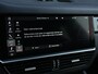 Porsche Cayenne Coupé 3.0 E-Hybrid | Sport Design | NL-Auto | Carbon Dak | Alcantara Hemel | Carbon Interieur | Luchtvering | Camera | Stuur- Stoelverwarming | Memory Seat | Soft Close | HIFI | Trekhaak |