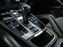 Porsche Cayenne Coupé 3.0 E-Hybrid | Sport Design | NL-Auto | Carbon Dak | Alcantara Hemel | Carbon Interieur | Luchtvering | Camera | Stuur- Stoelverwarming | Memory Seat | Soft Close | HIFI | Trekhaak |