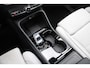 Volvo XC40 232PK Recharge Ultimate 70 kWh | Schuif/kanteldak | H&K Audio | El. stoelen | Pilot Assist | 360 Camera |