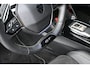 Peugeot e-2008 EV GT 54 kWh 94,44% SOH | Alcantara | Elektr. Stoelen | Navigatie | Stoelverwarming | Climate Control | Achteruitrijcamera | !!