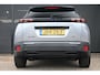 Peugeot e-2008 EV GT 54 kWh 94,44% SOH | Alcantara | Elektr. Stoelen | Navigatie | Stoelverwarming | Climate Control | Achteruitrijcamera | !!
