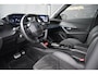 Peugeot e-2008 EV GT 54 kWh 94,44% SOH | Alcantara | Elektr. Stoelen | Navigatie | Stoelverwarming | Climate Control | Achteruitrijcamera | !!